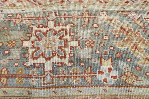 Antique Persian Heriz Rug, 9'4 x 13