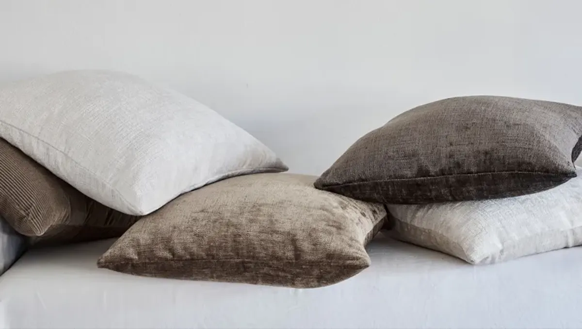 Luxe Oyster Chenille & Linen Pillow