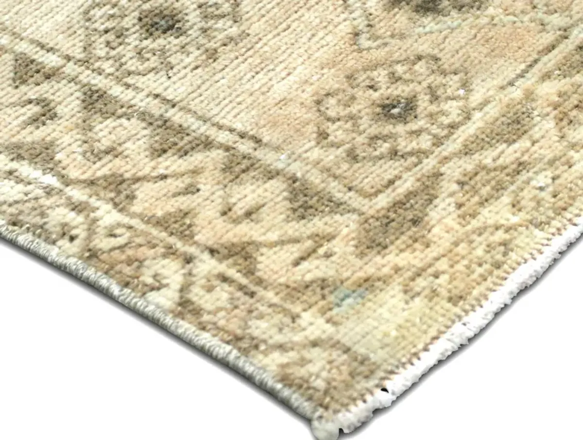 1960s Turkish Oushak Yastic -1'9"x3'7" - Beige