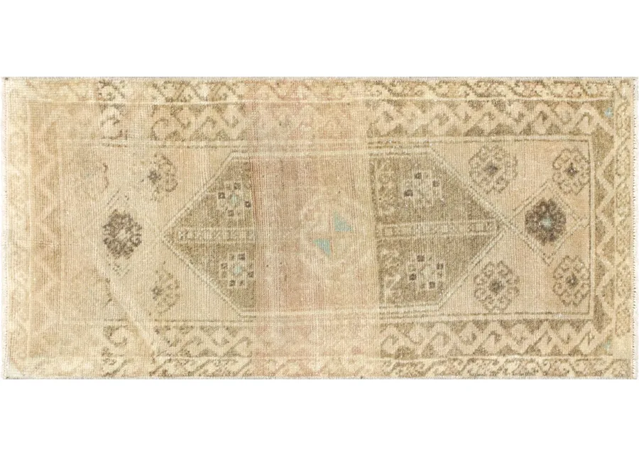 1960s Turkish Oushak Yastic -1'9"x3'7" - Beige