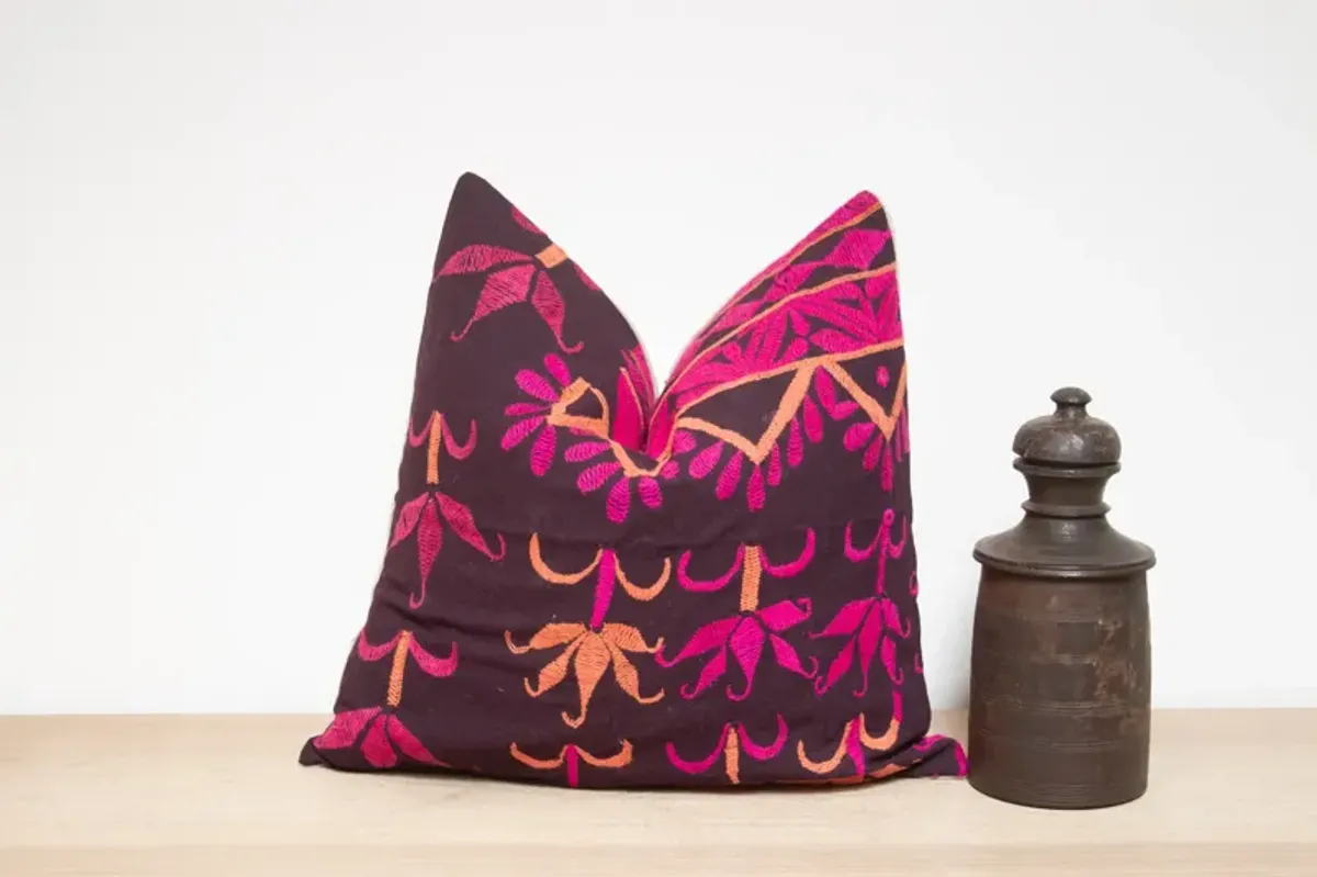 Amber Embroidered Floral Pillow - de-cor