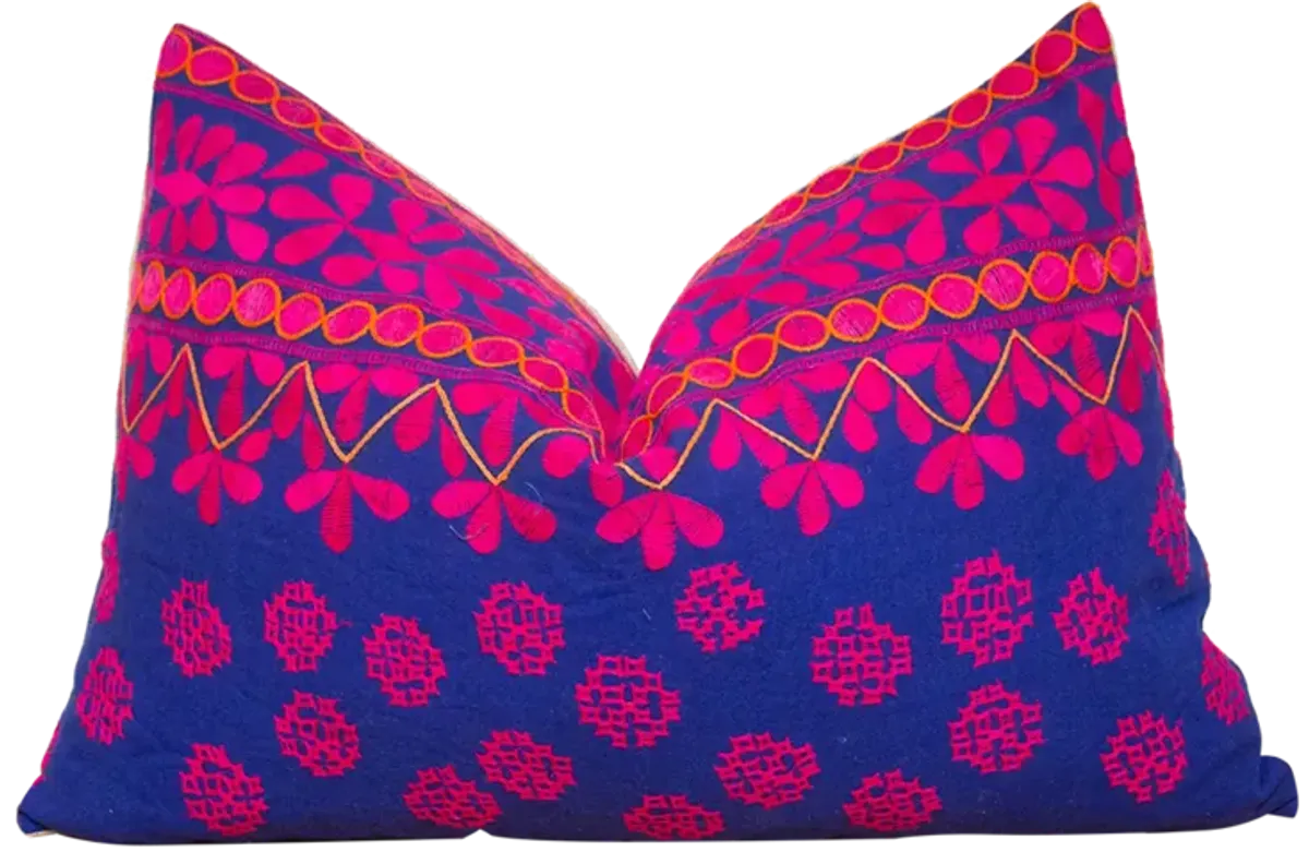 Safira Embroidered Floral Pillow - de-cor