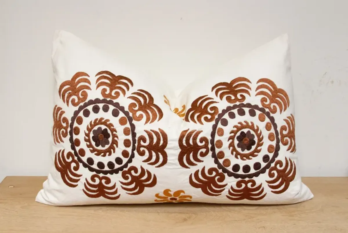 Chamoisee Suzani Pillow Cover - de-cor