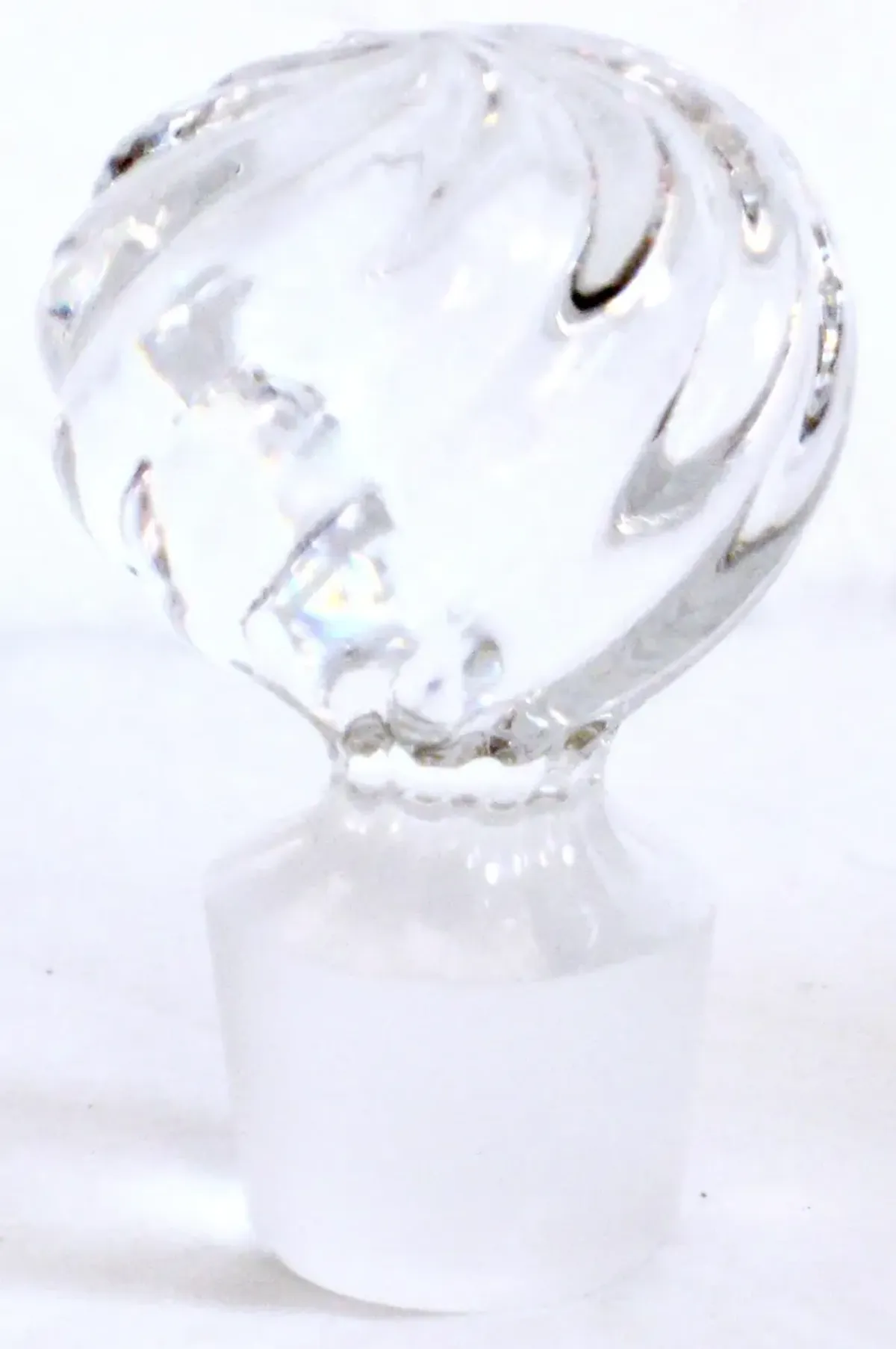 Baccarat Swirl Perfume Bottle - Clear