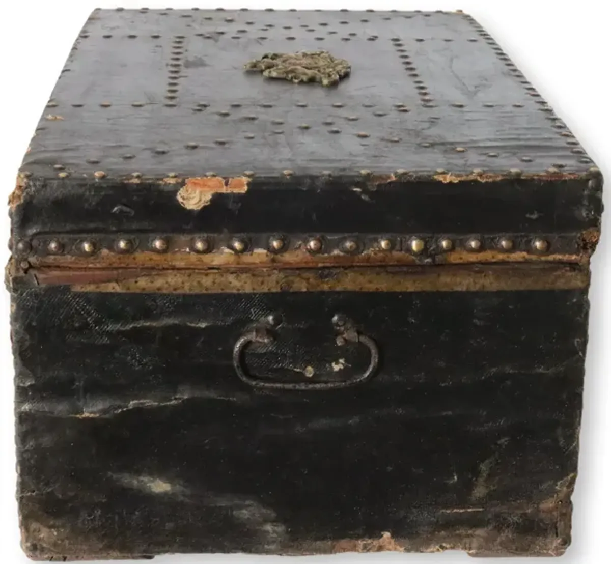 Large English Storage Chest w/Crest