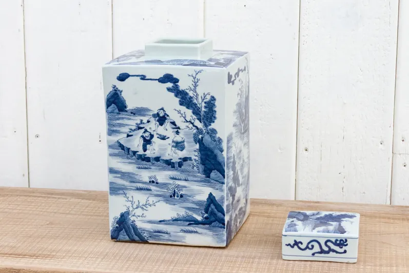 Vintage Chinoiserie Blue Tea Container