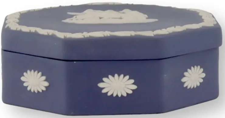 Wedgwood Jasperware Pegasus Trinket Box