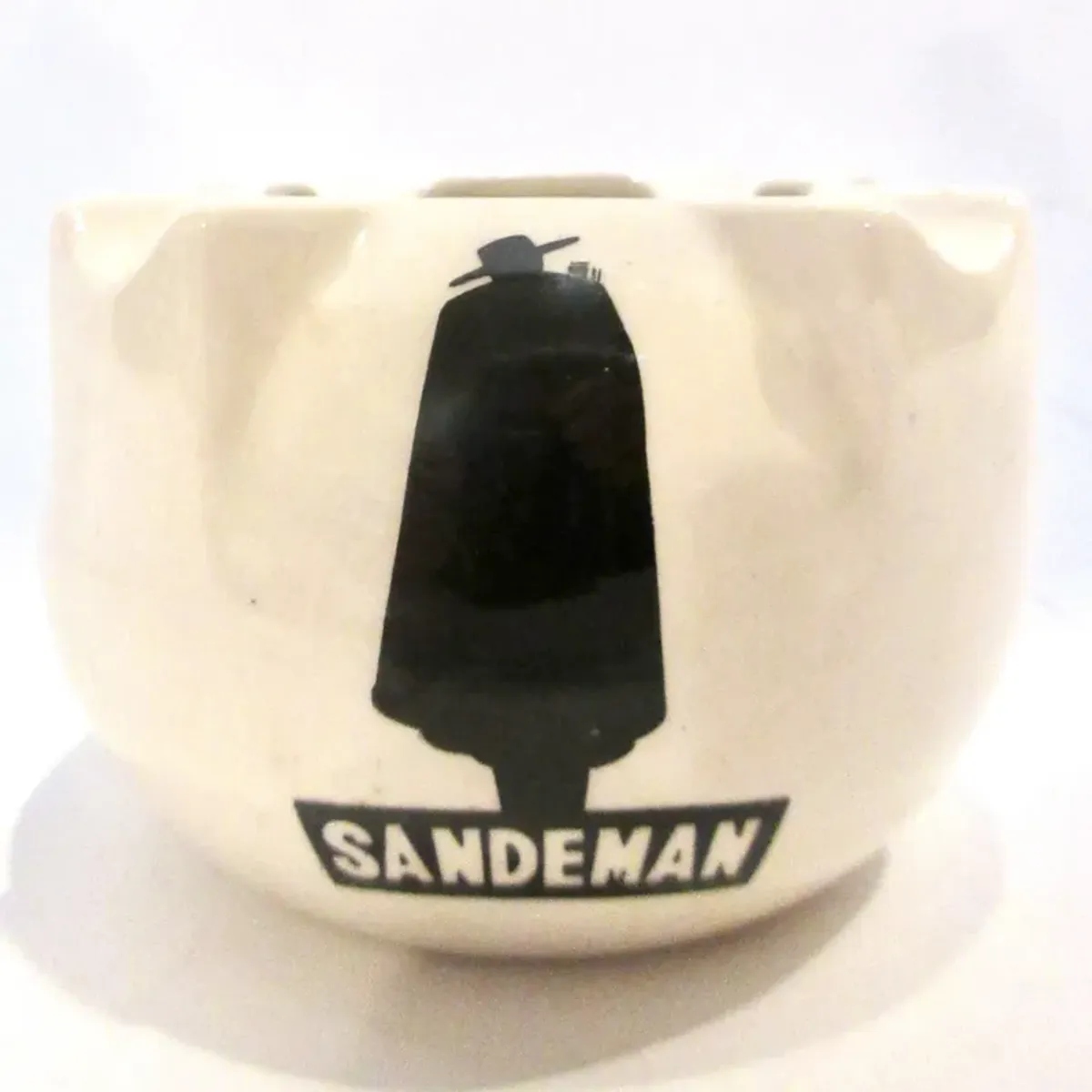 Royal Doulton Sandeman Pub Ashtray - White