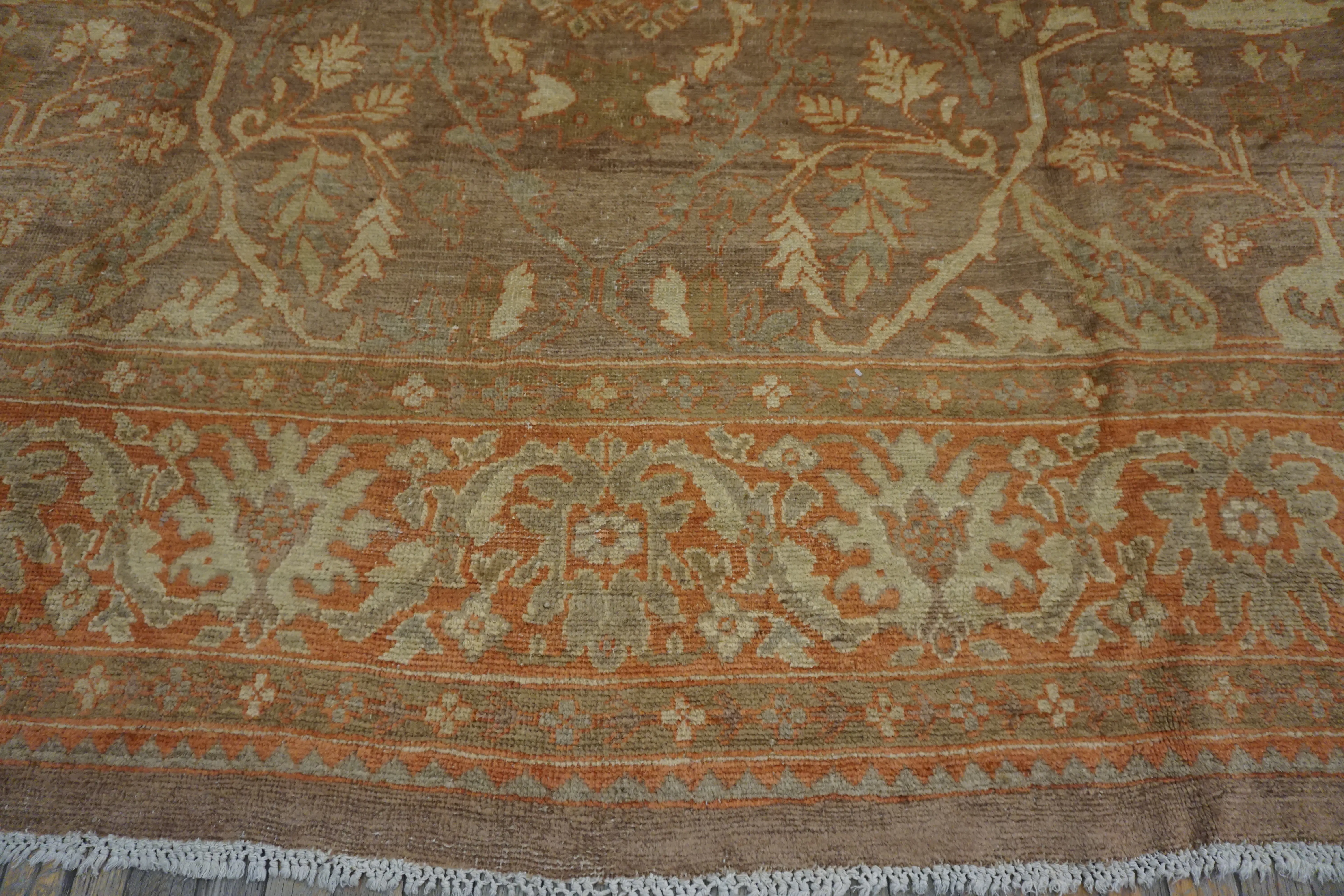 Late 19th Persian Sultanabad Carpet - beige