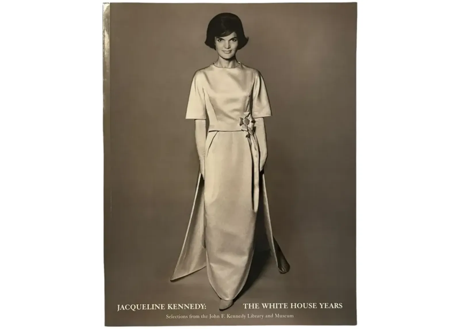 Jacqueline Kennedy The White House Years - Black