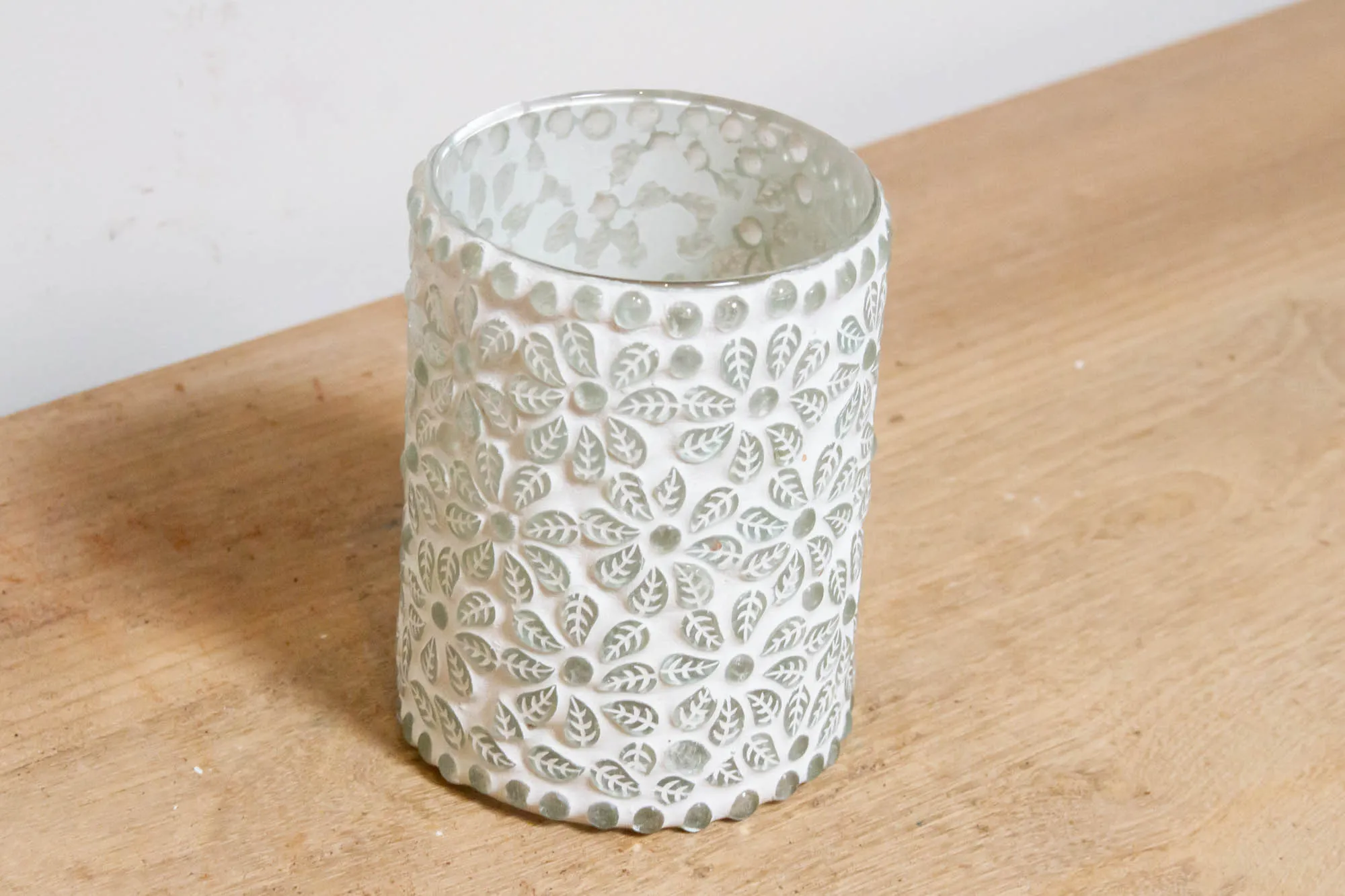 Floral White Mosaic Glass Tea Light Cand