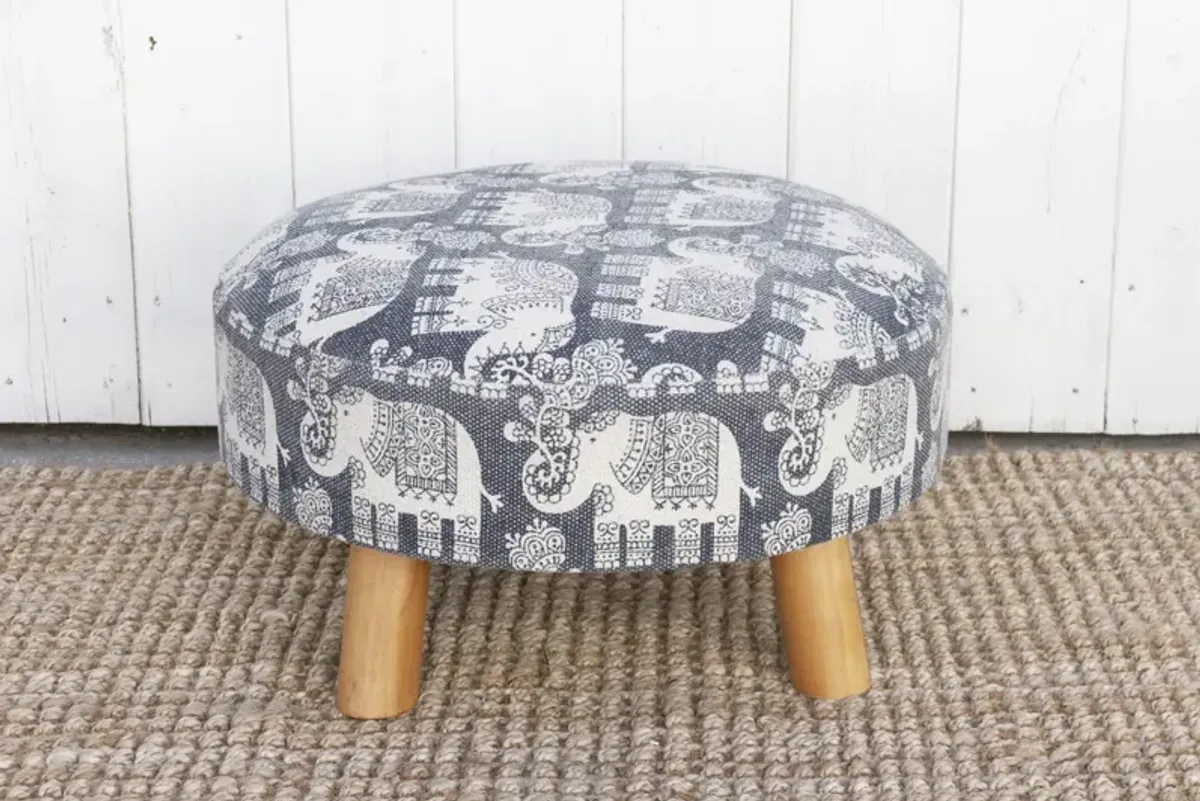 Blue & White Elephant Dhurrie Ottoman - de-cor