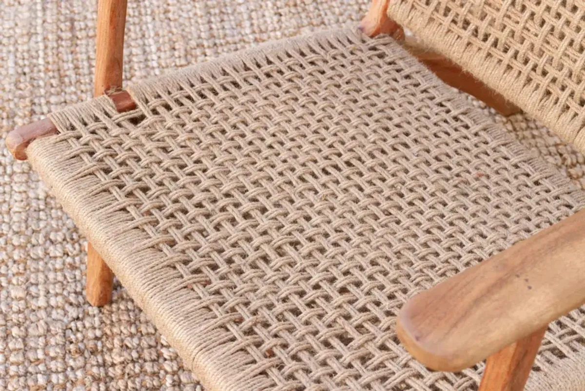 Mid-Century Style Jute Armchair - Comfortable, Sturdy, Durable