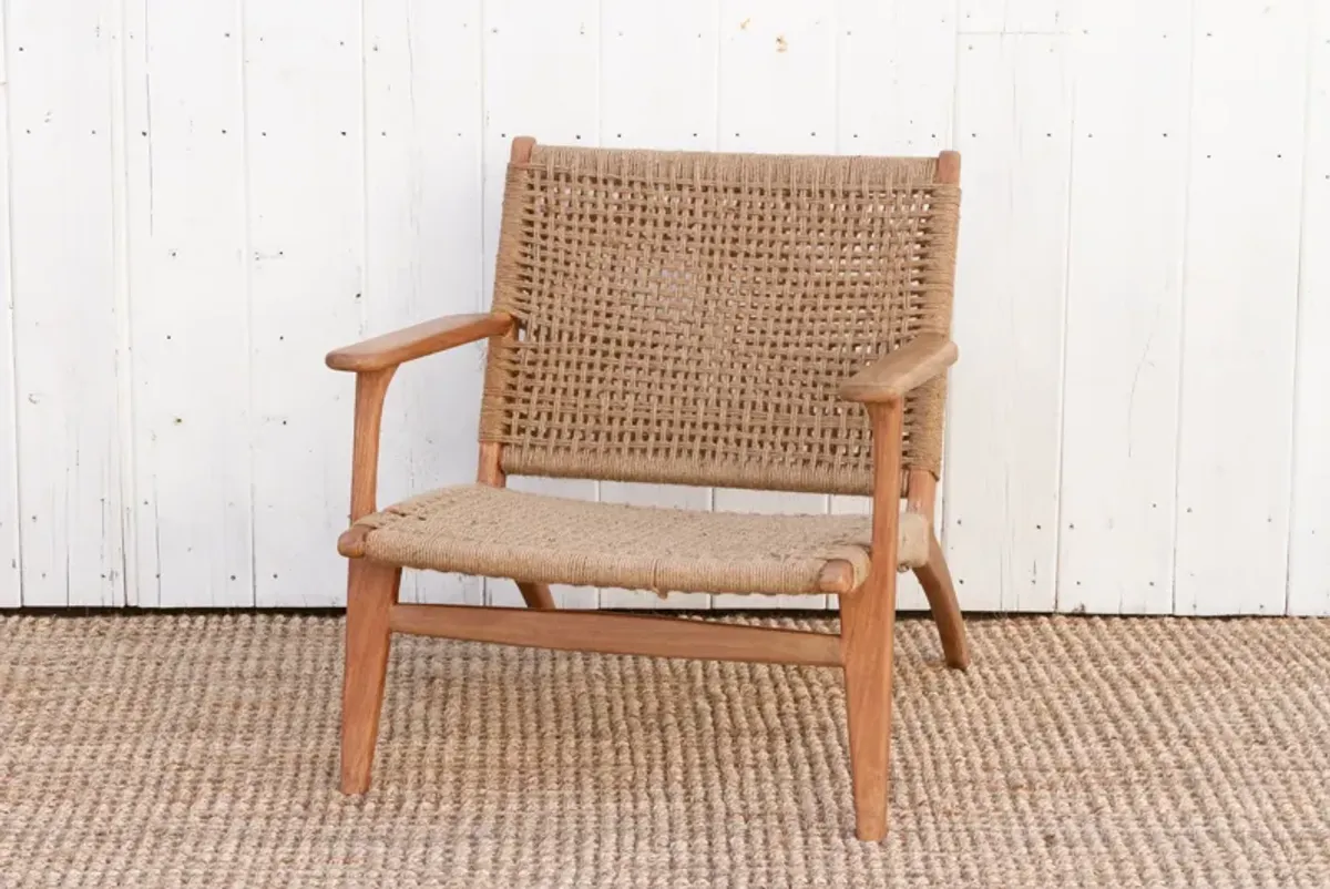 Mid-Century Style Jute Armchair - Comfortable, Sturdy, Durable