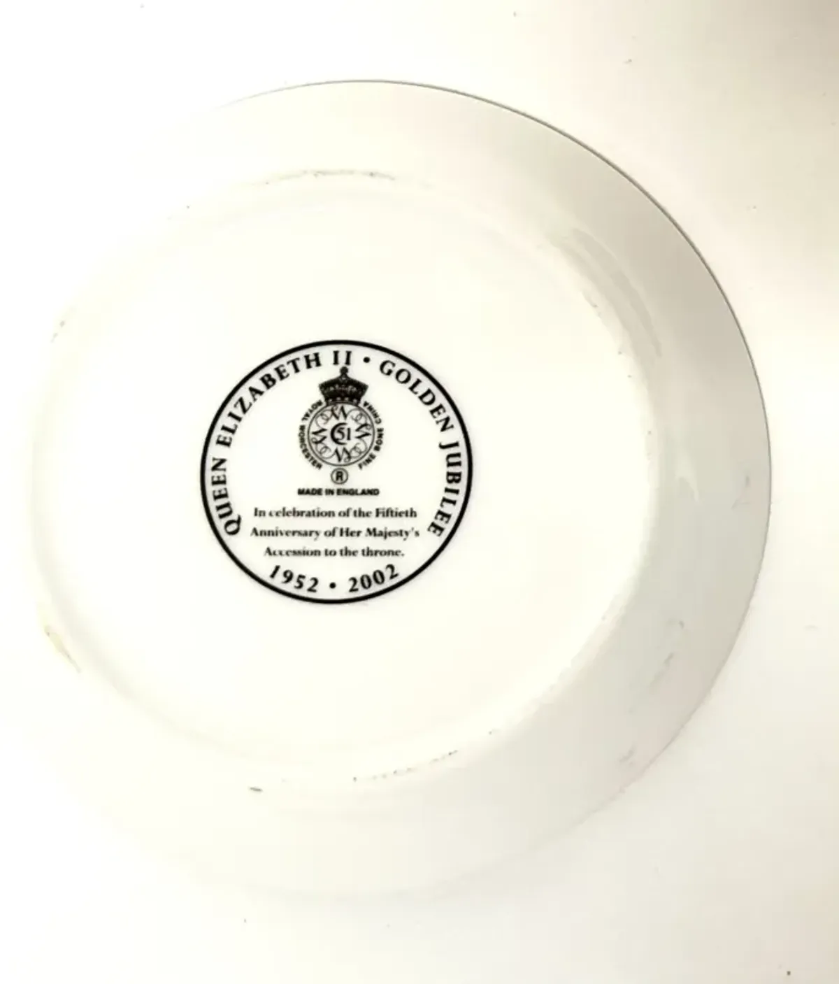 Royal Worcester Queen Elizabeth II Dish - Red