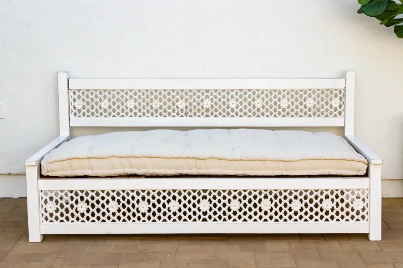 Moorish Floral Pearl Daybed Sofa