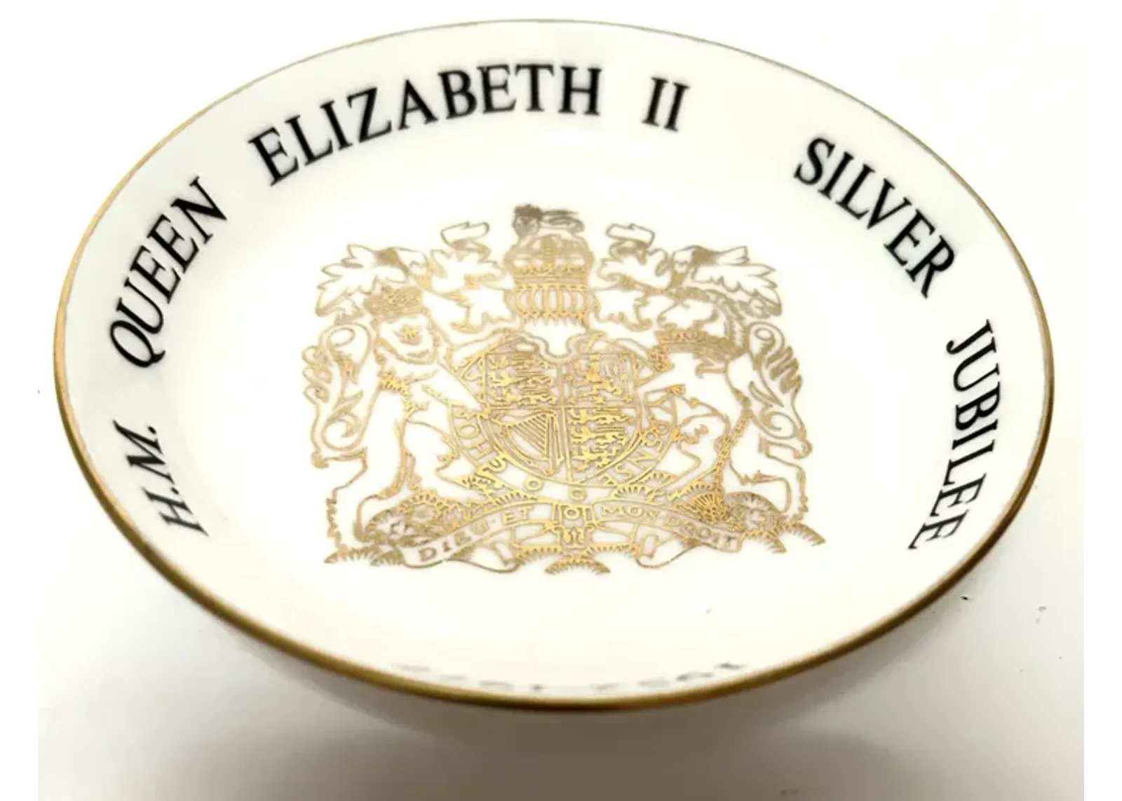 Royal Worcester Queen Elizabeth II Dish - Gold