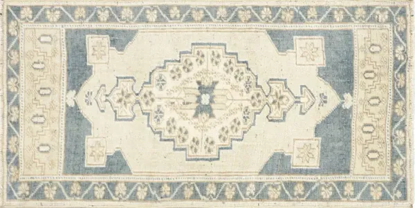 1960s Turkish Oushak Yastic -1'9"x3'6" - Blue