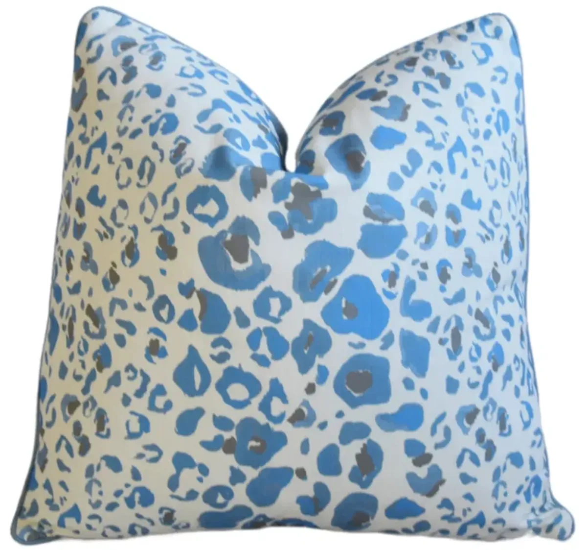 Pindler Animal Cat Print Tatnall Pillow