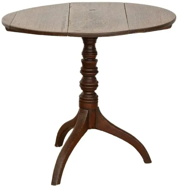 18th C. English Oak Round Tripod Table