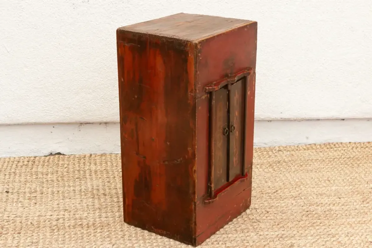 Slim Antique Chinese Cabinet - de-cor - Red