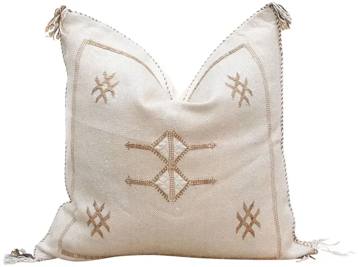 18" White Kasbah Silk Rug Pillow