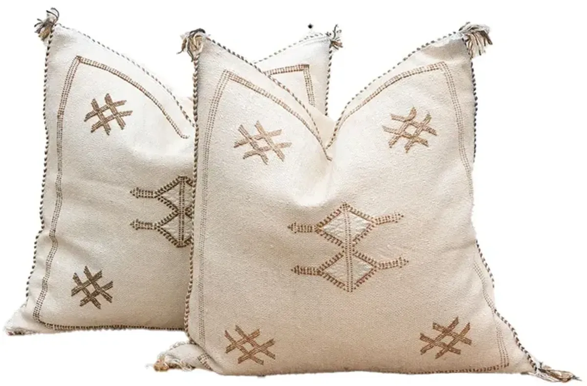 Pair of Caravan Silk Lumbar Pillows - de-cor - Handcrafted