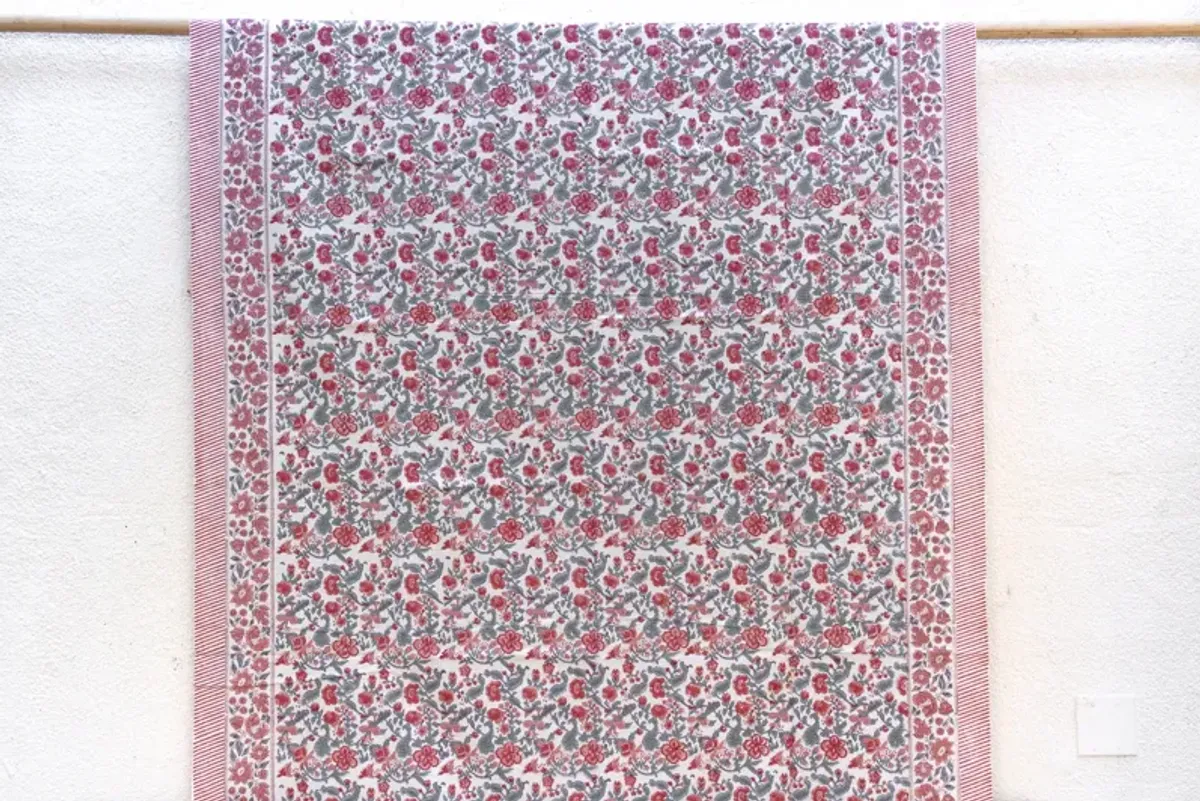 Maison des Fleurs - Blockprint Coverlet - de-cor - Handcrafted - Red