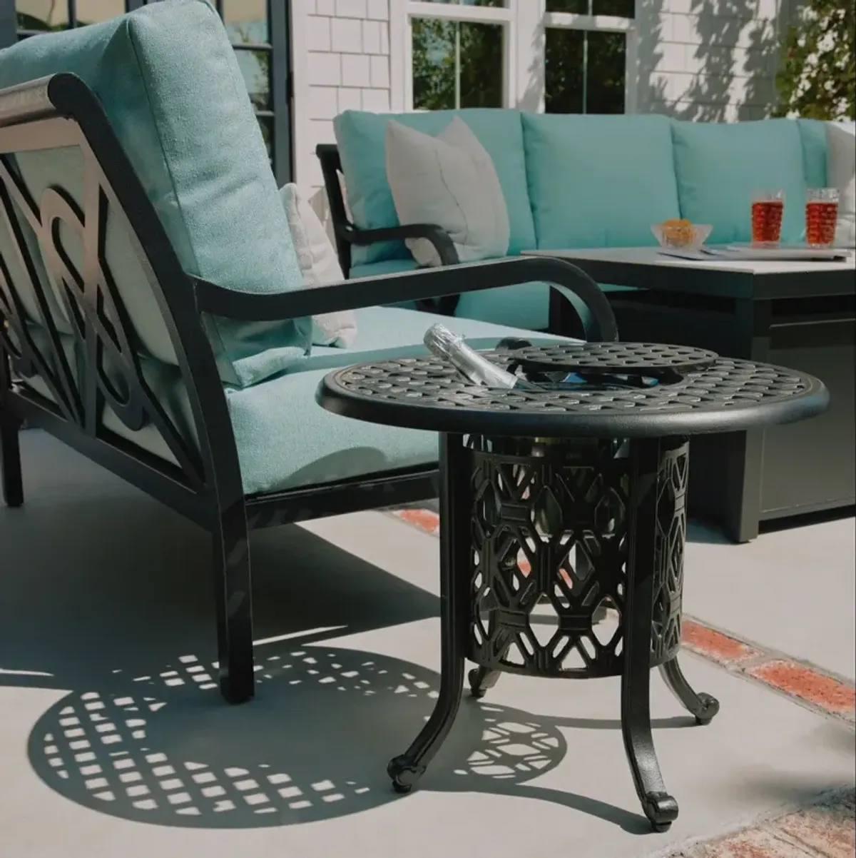 24" Round Ice Bucket Table