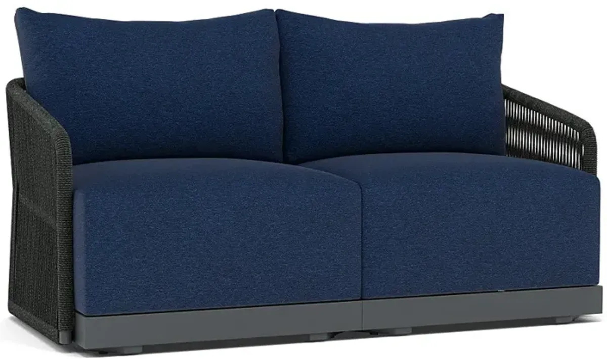 Villa Loveseat