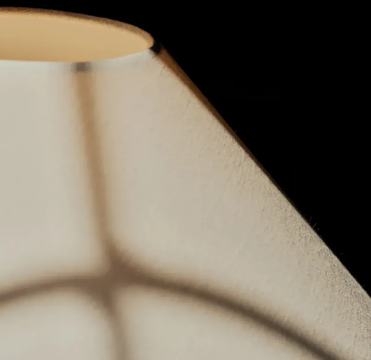 Koda Ceramic Table Lamp (Black)