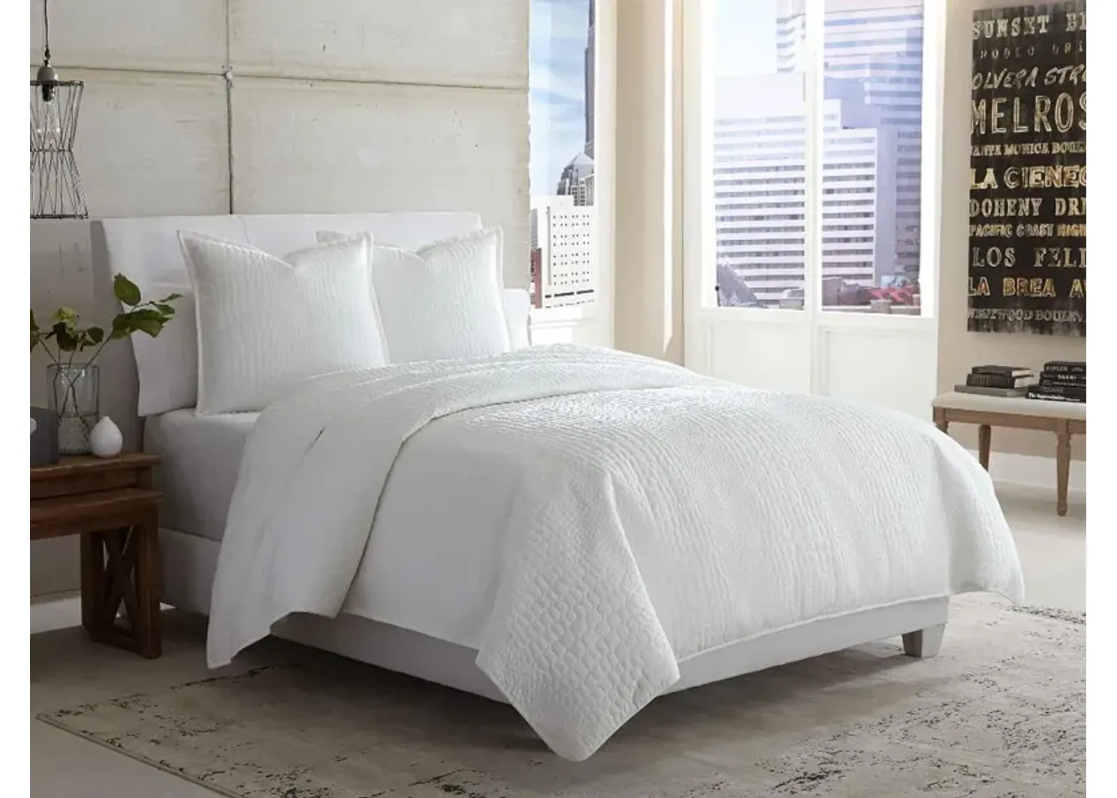 Ashworth Queen White Bedding Collection