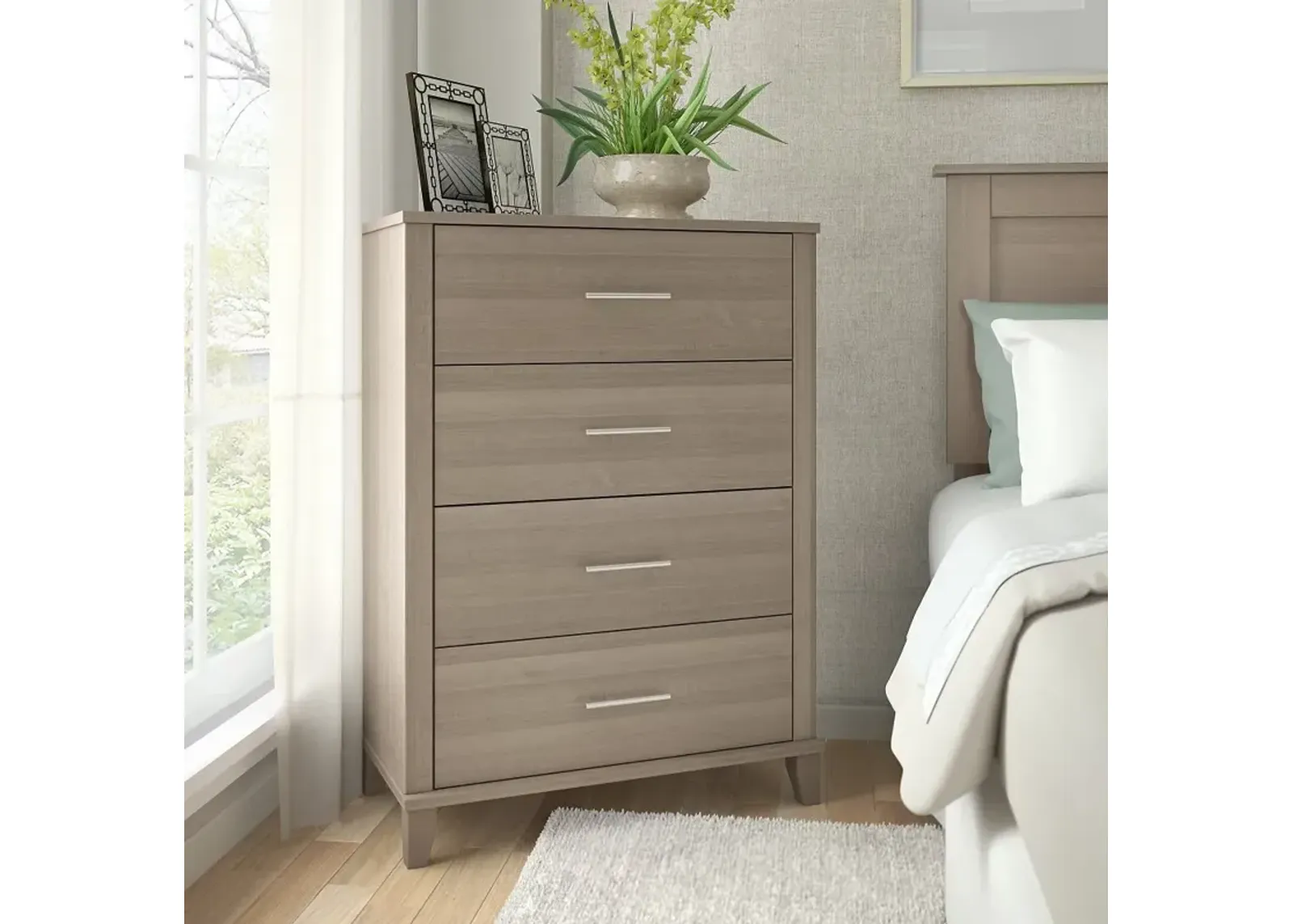 Somerset Ash Gray 4-Drawer Chest - Bush Furniture