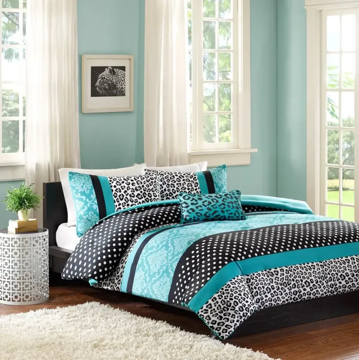 Chloe Teal Full-Queen 4 Piece Bedding Collection