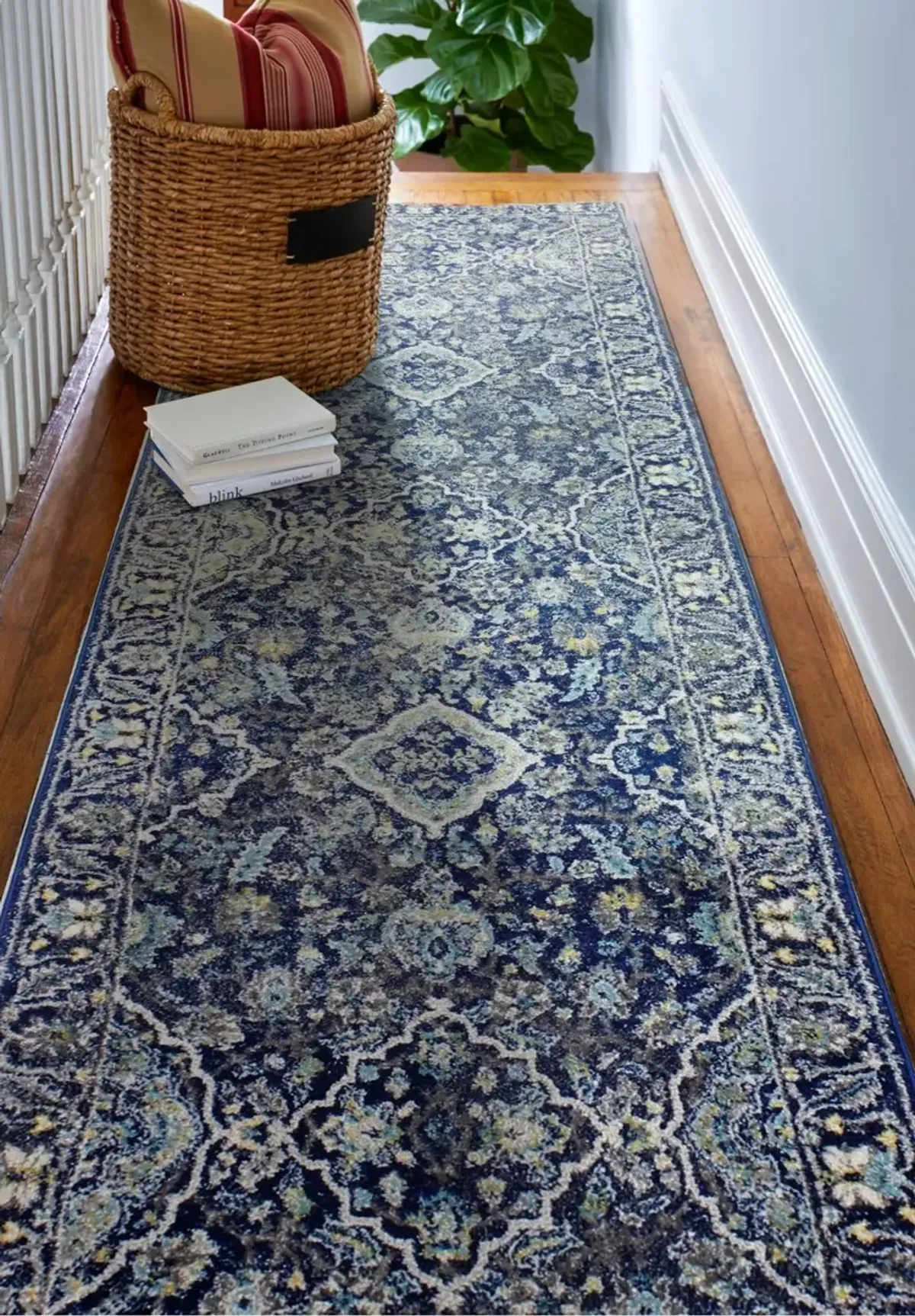 Everek Navy Blue Runner Rug