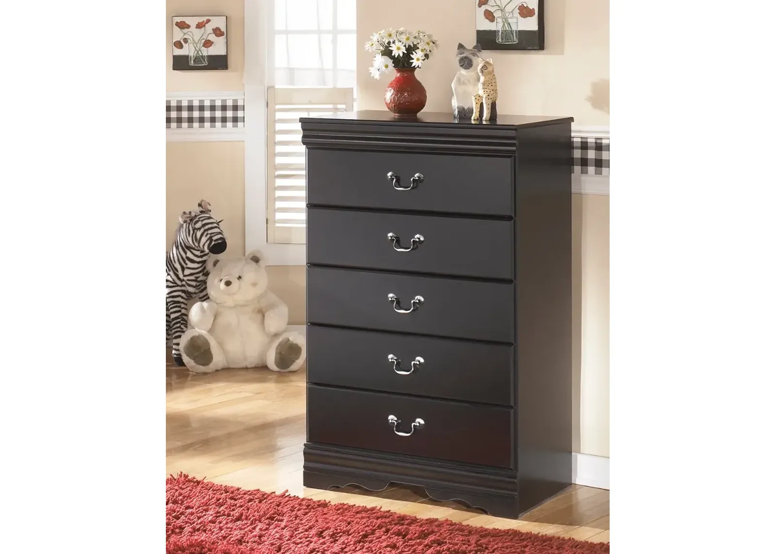 Huey Vineyard Black Chest of Drawers