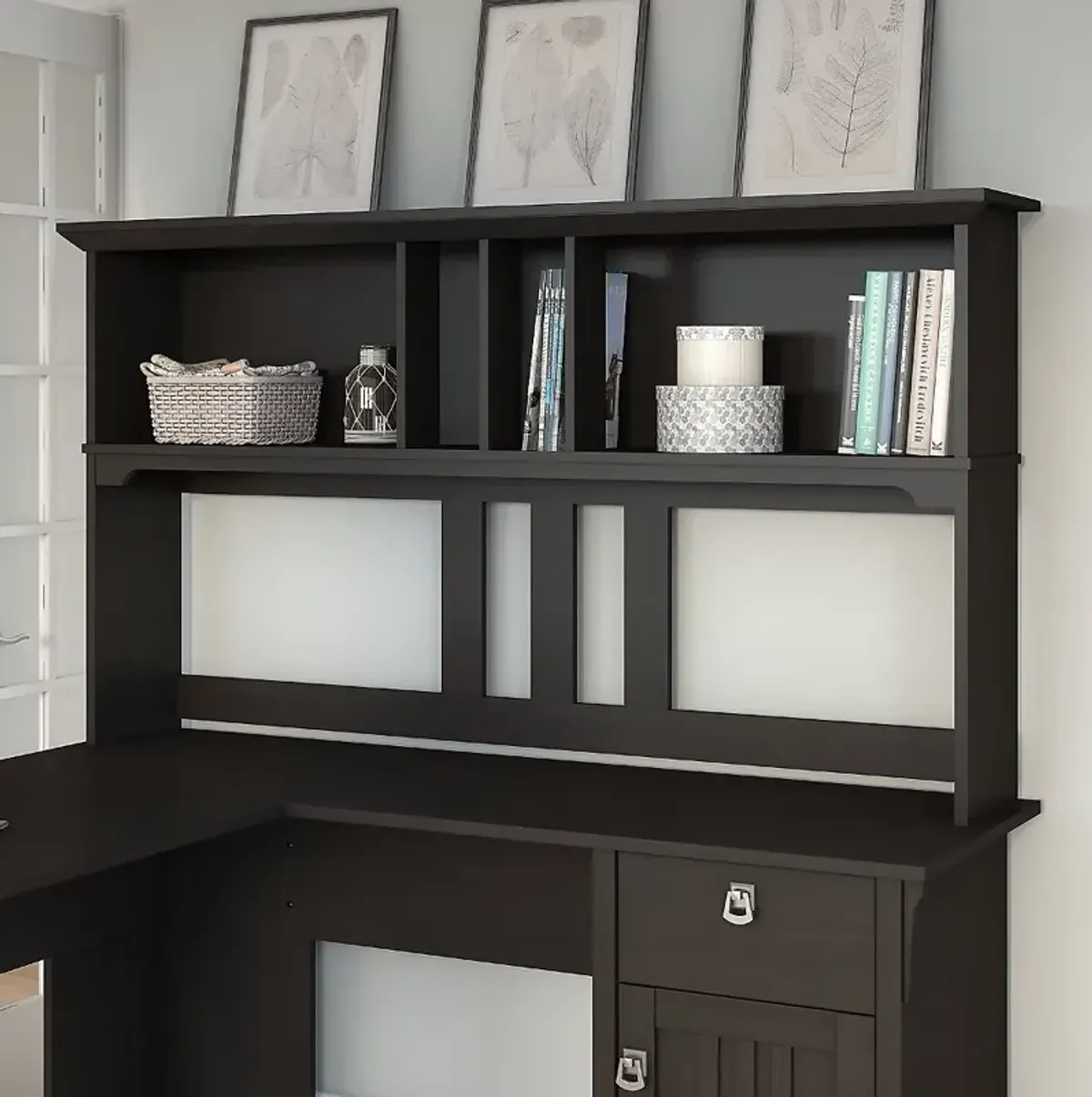 Salinas 60" Black Hutch