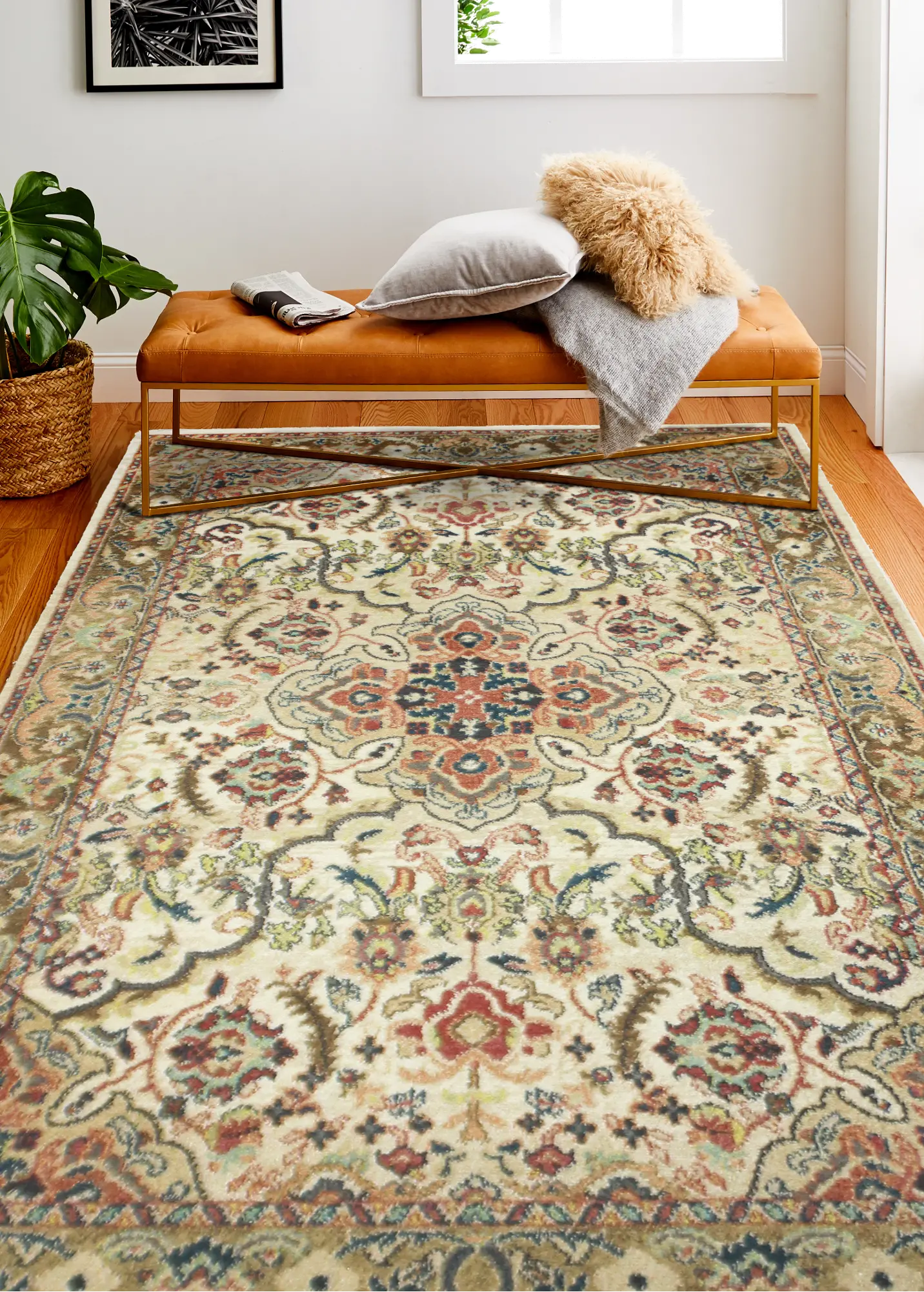 4 x 6 Small Traditional Bodhi Beige Area Rug - Buckingham