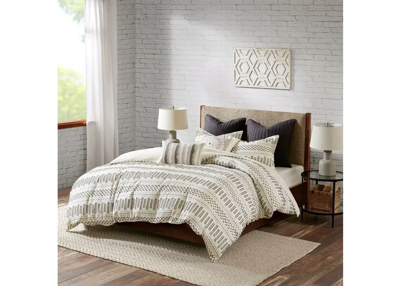 Natural White and Charcoal Queen Rhea 3 Piece Bedding Collection