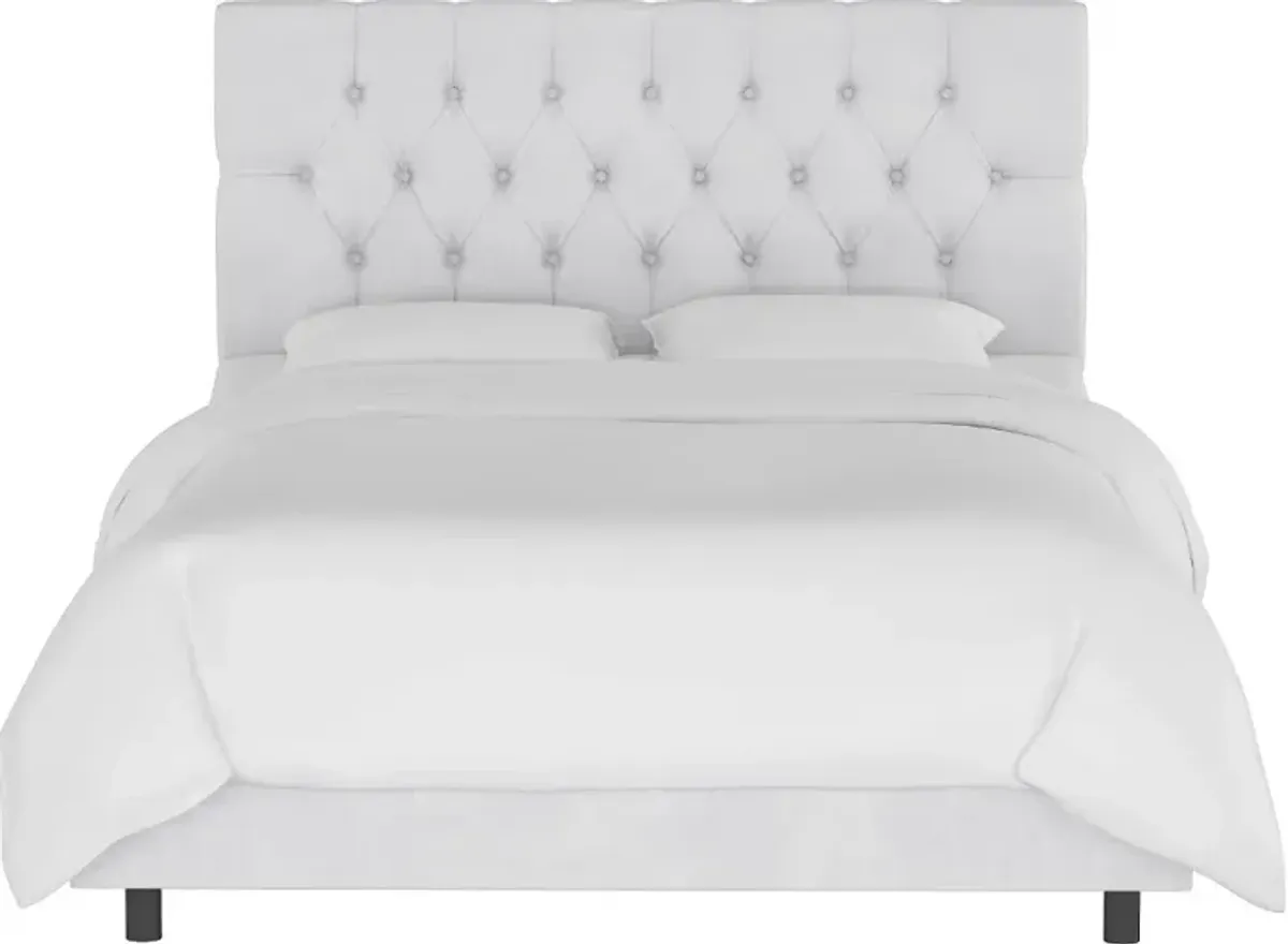 Julia Velvet White Tufted Queen Upholstered Bed - Skyline Furniture