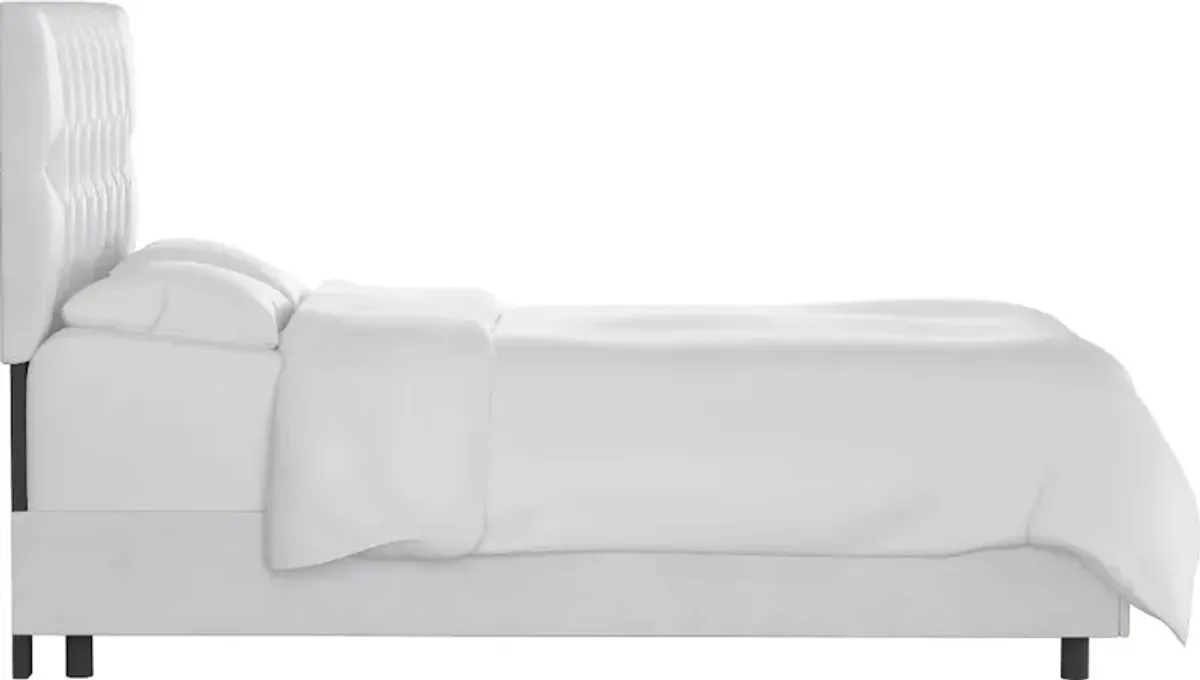 Julia Velvet White Tufted Queen Upholstered Bed - Skyline Furniture