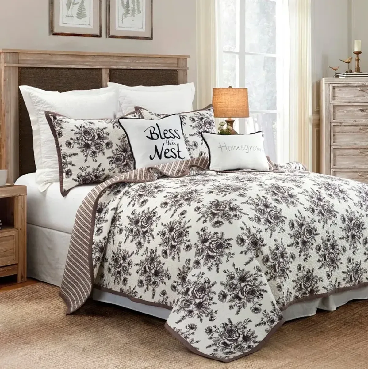 Black, Taupe and White Floral King 3 Piece Quilt Set - Lyla