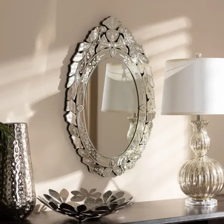 Traditional Silver Venetian Round Accent Wall Mirror - Roselyn