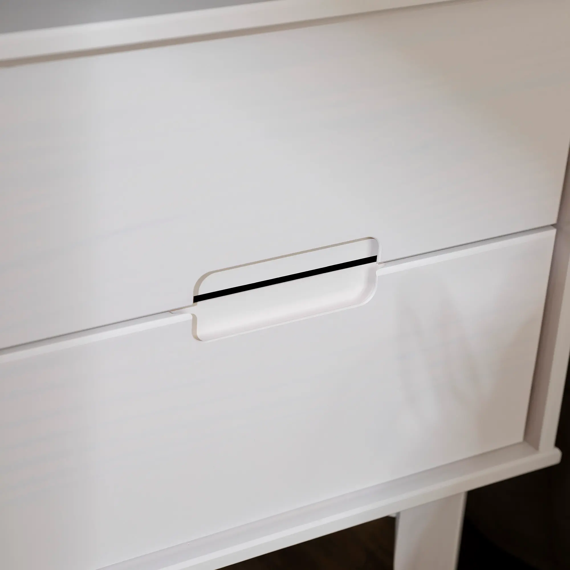 Sloane Mid-Century Modern White Nightstand - Walker Edison