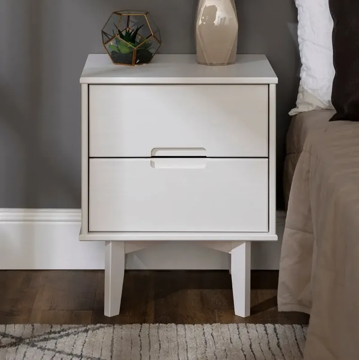 Sloane Mid-Century Modern White Nightstand - Walker Edison