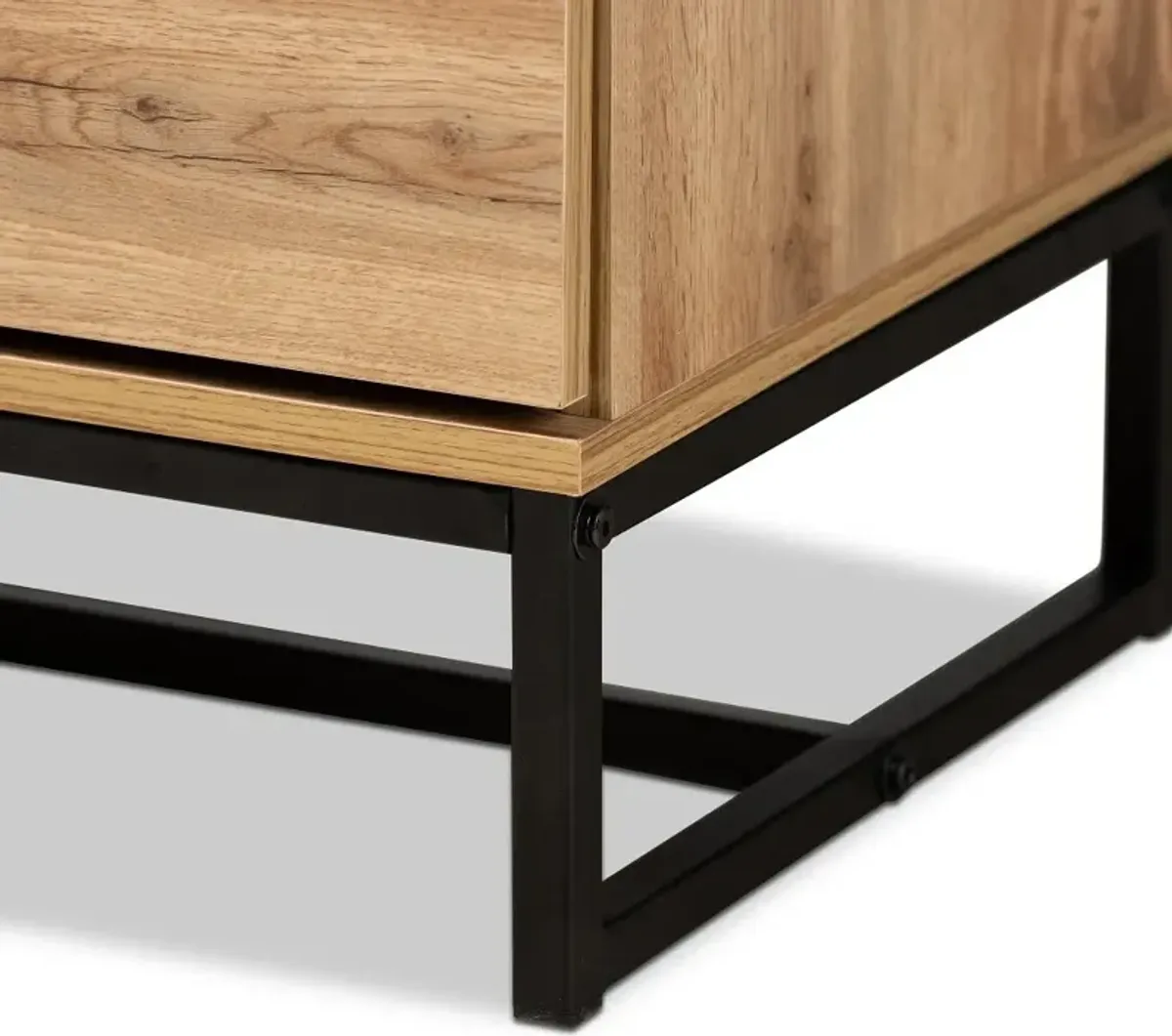 Industrial Modern Oak 4-Drawer Dresser - Candi