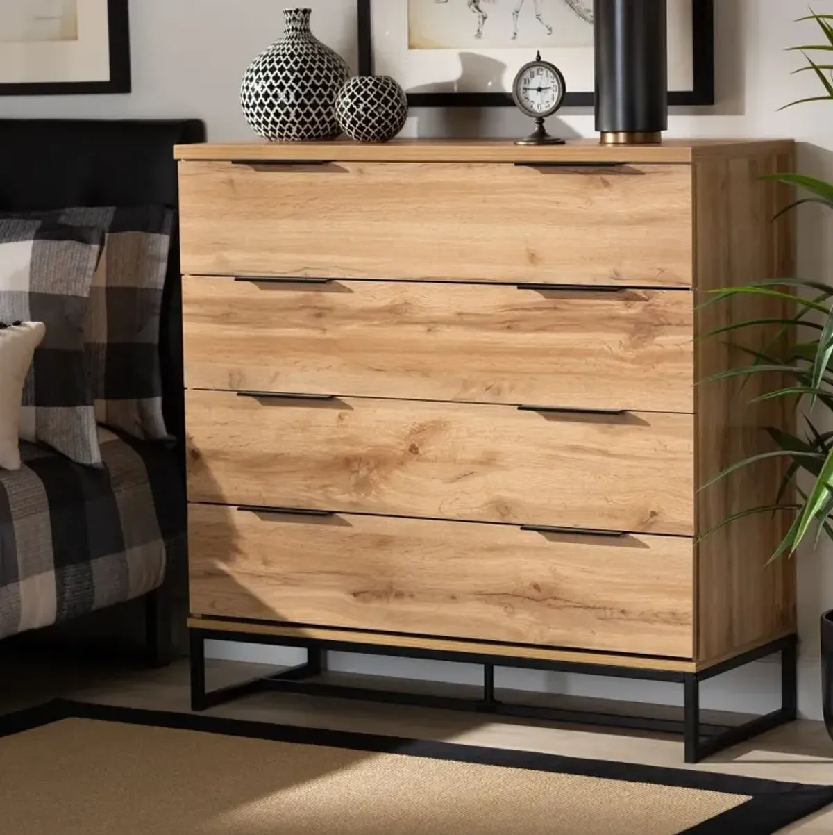 Industrial Modern Oak 4-Drawer Dresser - Candi