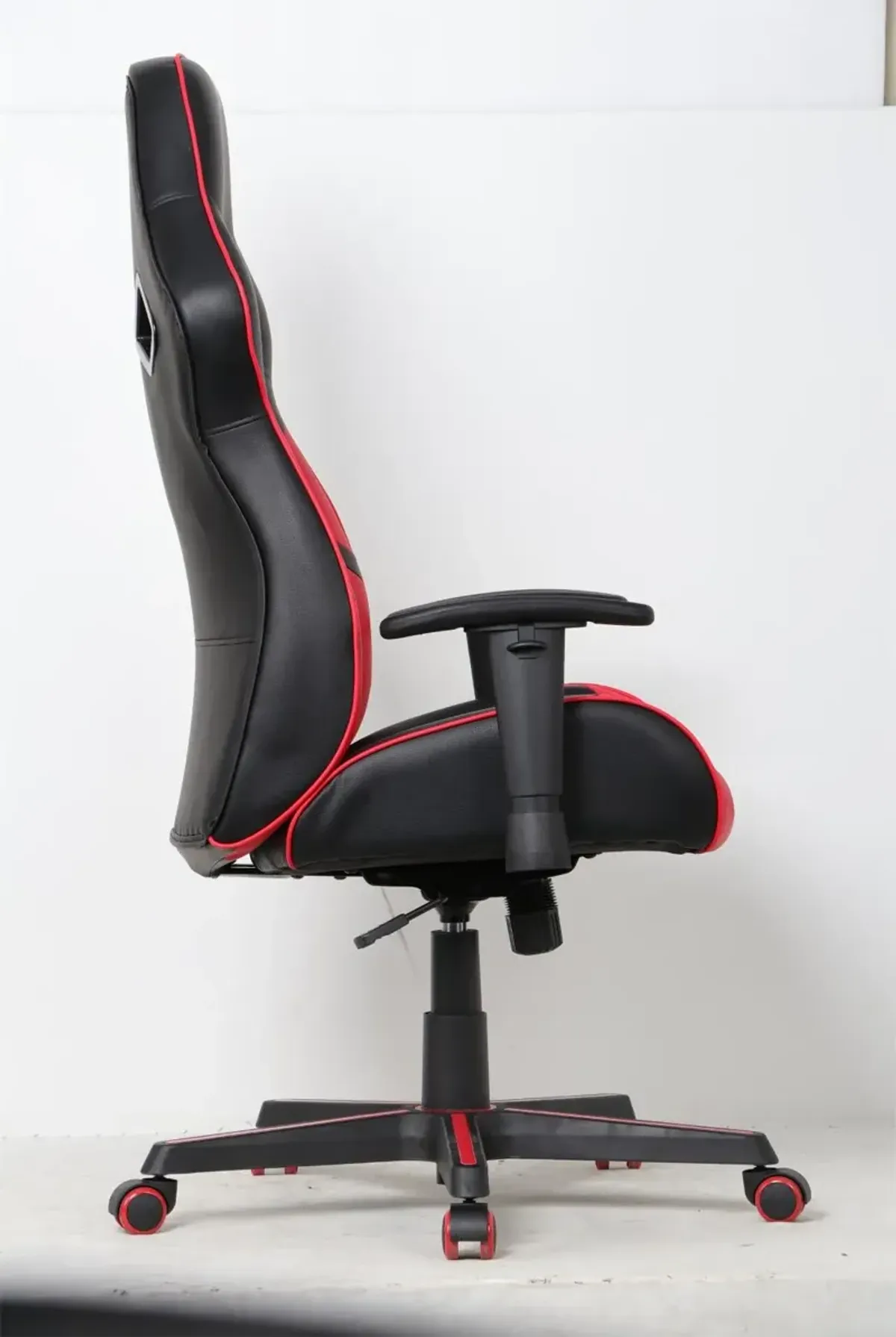 Vapor Red Gaming Chair