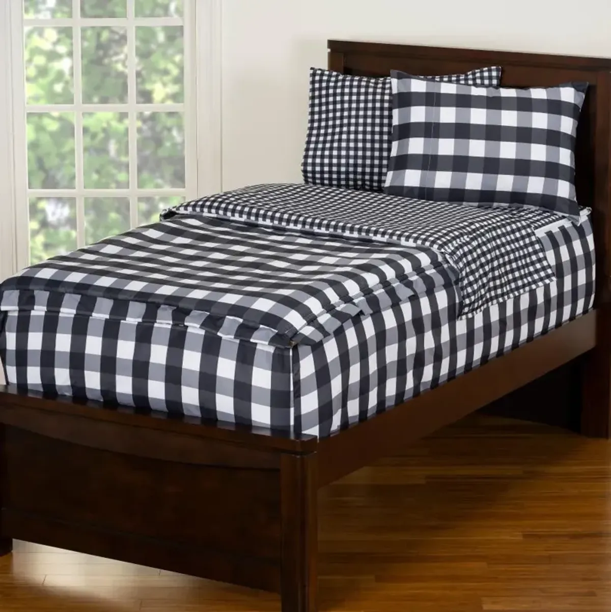 Black and White Full Check It Twice Bunkie Deluxe Bedding