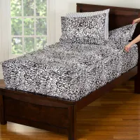 Black and White Twin Graphic Blooms Bunkie Deluxe Bedding